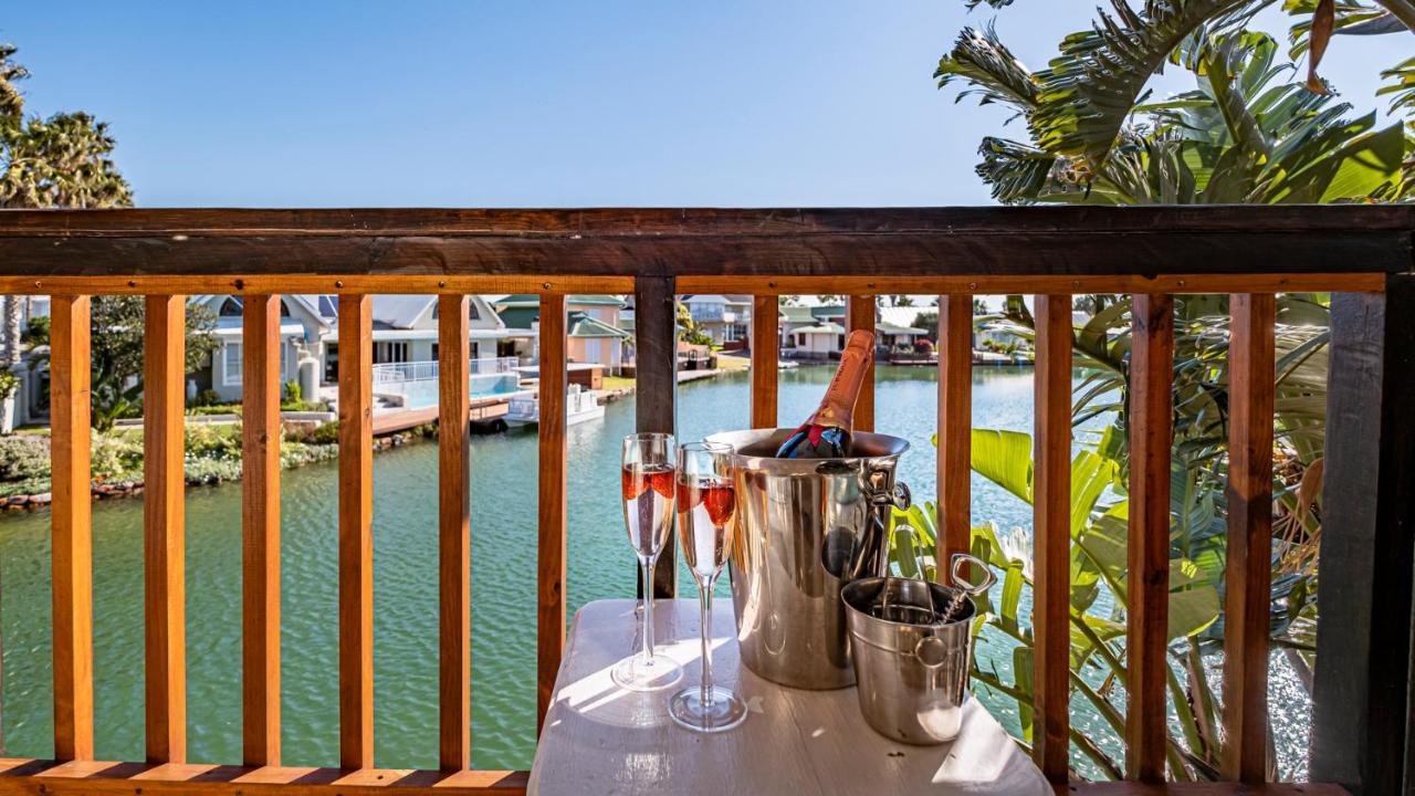 The Ark Guesthouse At Marina Martinique Jeffreysbugten Eksteriør billede